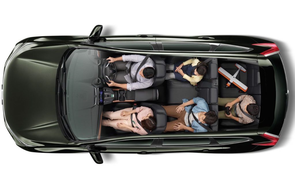 chỗ ngồi rộng rãi thoải mái rất thích hợp cho gia đình