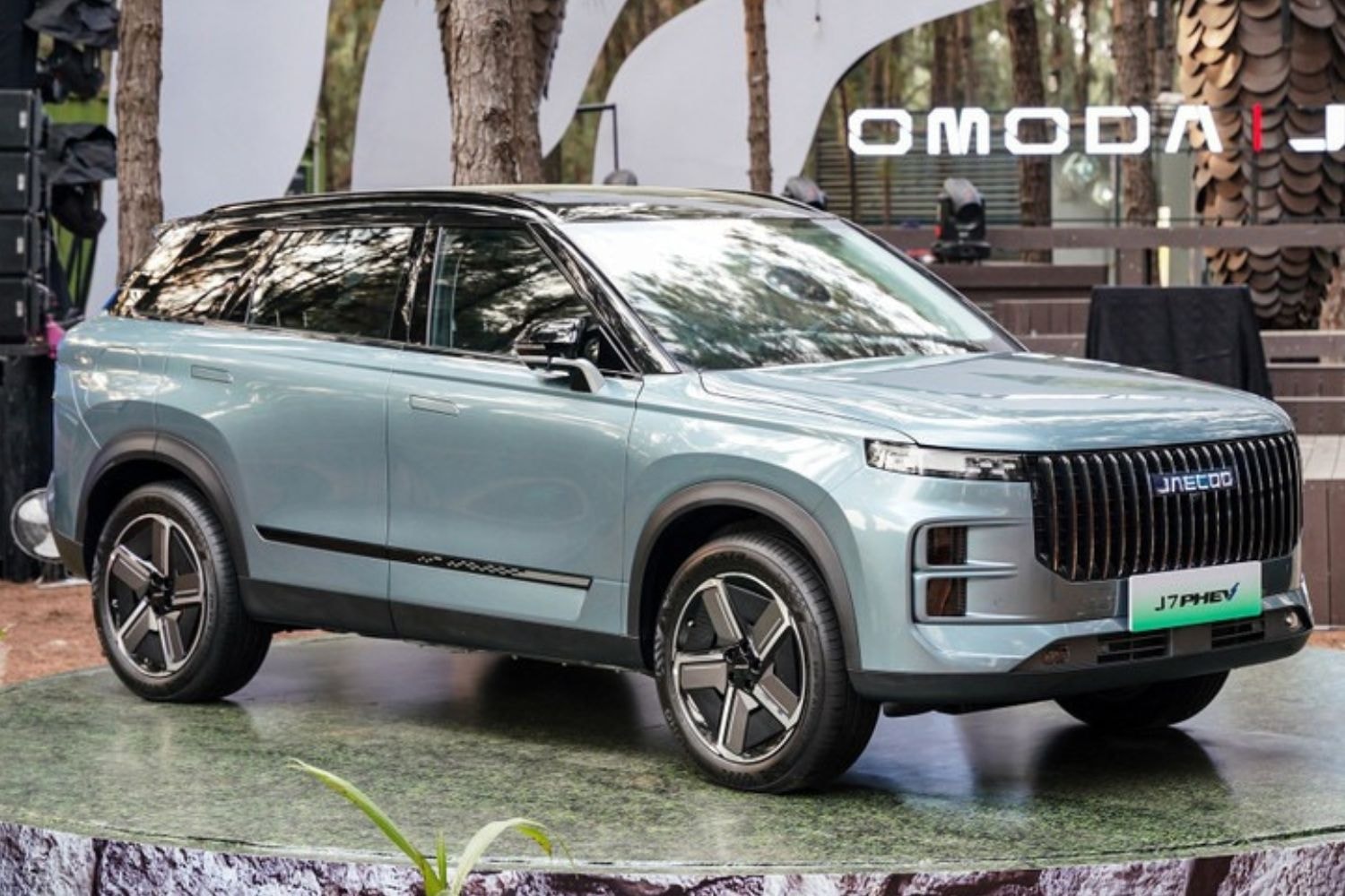 omoda-j7-phev.jpg